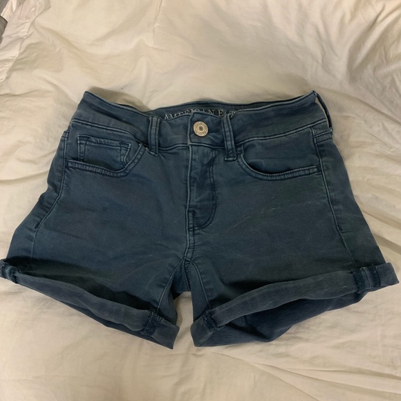 Midi American Eagle Shorts - Picture 1 of 5